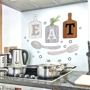 EAT Schneidebrett Wandsticker für die Küche mit Löffel- und Gabeldekoren aus PVC