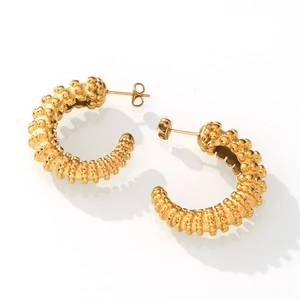 18k gold plated titanium steel C-shaped earrings with textured beaded spiral design