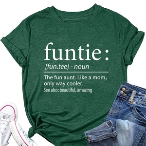 Deep green crew neck t-shirt with funtie letter print and stylish knot at the bottom hem