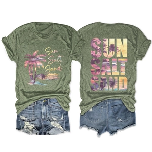 T-shirt vert Sun Salt Sand et short en jean montrant le design avant et arrière à plat