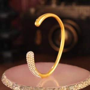 Bracciale Rigido Aperto Acciaio Al Titanio Placcato Oro Micro Pavè Zircone Strass Gioielli Moda Minimalista Per Donna