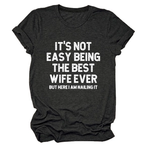T-shirt gris foncé décontracté avec texte 'Best Wife Ever' imprimé pour femme