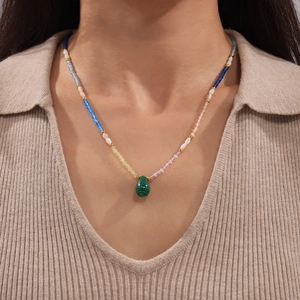 Chic 18k gold plated titanium necklace with malachite heart pendant on colorful beads