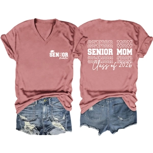 Detailed front and back views of the V-neck Senior Mom 2026 T-shirt in dusty pink
