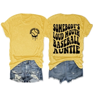 T-shirt jaune Baseball Auntie et short en jean vieilli, vues de face et de l'arrière