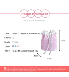 Tabella taglie per borsa a secchiello stampata rosa con dimensioni 18x15x13cm e materiale PU