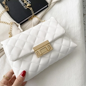 White quilted PU leather shoulder bag with gold metal clasp and elegant chain strap