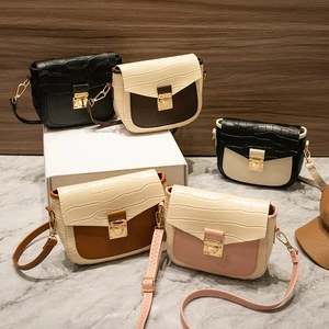 Women Crossbody Bag PU Leather Crocodile Pattern Contrast Color Small Square Shoulder Bag With Metal Lock Elegant Fashion