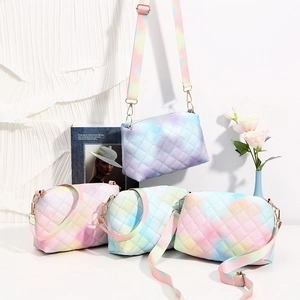 Sac à Épaule Matelassé Dégradé Arc-en-Ciel pour Femmes Sac Bandoulière en Cuir PU Large Bandoulière Réglable Mode Messager