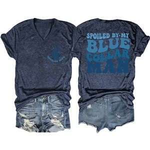Detail view of V-neck T-shirt back print SPOILED BY MY BLUE COLLAR MAN with denim shorts