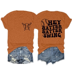 T-shirt graphique baseball orange rouille montrant les vues avant et arrière avec texte sport