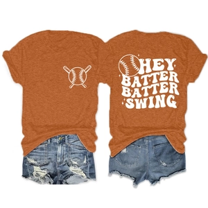 Vue recto-verso des t-shirts de baseball orange avec imprimé Hey Batter Batter Swing