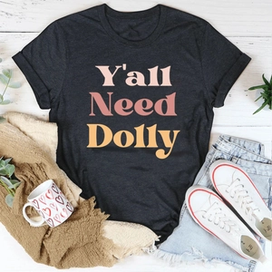 T-shirt en coton gris foncé à plat avec imprimé rétro Y'all Need Dolly artistique