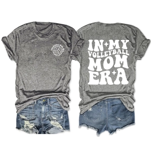 Vorder- und Rückansicht des grauen Volleyball Mom Era T-Shirts mit weißem Aufdruck