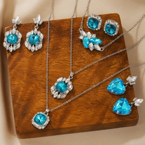 Collier Et Boucles D'oreilles En Cristal Bleu Alliage Strass Coeur Carré Bijoux Géométriques Femmes Mariage Fête Luxe Mode