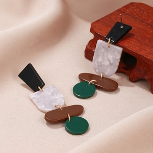 Boucles d'oreilles pendantes géométriques en acrylique pour femmes avec résine
