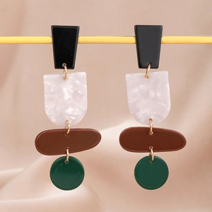 Boucles d'oreilles pendantes géométriques en acrylique et résine marbrée pour femmes