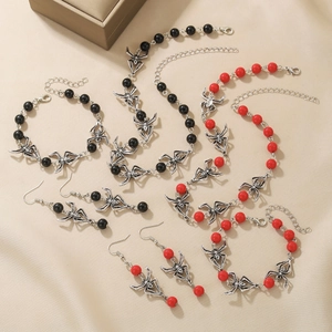 Spinne Anhänger Halskette Armband Und Ohrringe Legierung Perlen Gothisch Retro Halloween Party Schmuck Für Frauen