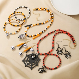 Halloween Jewelry Alloy Skull Spider Pendant Plastic Bead Necklace Bracelet Earrings Women Gothic Spooky Novelty Accessory