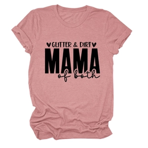 Détail de l'imprimé glitter and dirt mama of both sur t-shirt mauve à manches courtes