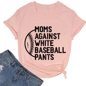 T-shirt rose avec lettrage Moms Against White Baseball Pants et motif de baseball