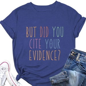 Detail van donkerblauw katoenen T-shirt met regenboogtekst But Did You Cite Your Evidence