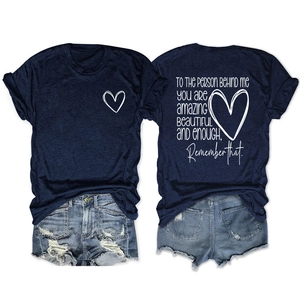 Ensemble t-shirt bleu marine avec imprimé au dos 'To the person behind me' et short en jean