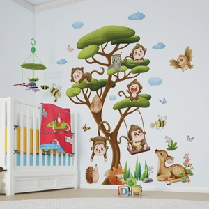 Adesivi murali per bambini con albero e animali della foresta per camera da letto
