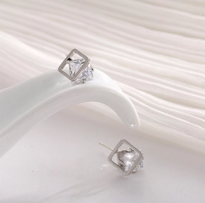 Minimalist S925 silver square frame stud earrings with clear faceted zircon stones