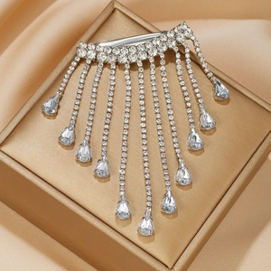 Élégante Barrette à Cheveux Coeur en Argent Avec Strass et Gland pour Femmes Luxe Vintage Alliage Pendentif Goutte Bijoux