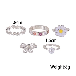Set di 5 anelli moda argento con margherita farfalla cuore e perle decorative