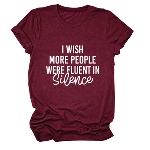 T-shirt bordeaux coupe ample à col rond avec citation blanche imprimée sur le devant