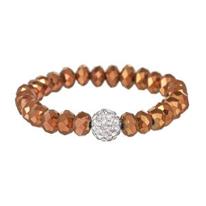 Bracelet en perles de verre ambre facetté avec une boule en métal pavée de cristaux