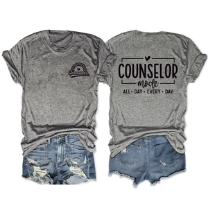 Front and back view of counselor mode printed gray t-shirt with denim shorts set