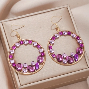 Boucles d'oreilles créoles dorées bohèmes avec pierres naturelles violettes