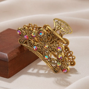 Vintage Butterfly Flower Hollow Hair Claw Alloy Rhinestone Gold Shark Clip Elegant Retro Hair Accessories For Women