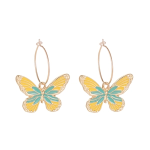 Créoles dorées avec pendentifs papillons colorés en émail jaune et turquoise vif
