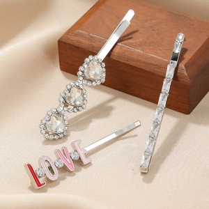 Strass Herz LOVE Buchstaben Haarnadeln Süße Elegante Kristall Legierung Haarspangen Mode Accessoires Für Damen Mädchen Haarschmuck