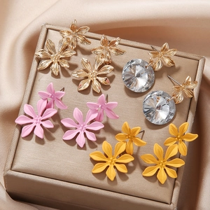 Sweet Flower Alloy Earrings With Baked Paint And Round Glass Crystal Pendant Floral Style For Women