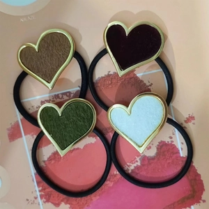 Fashion Alloy Heart Hair Ties With Velvet Inlay For Women Elastic Hair Band Simple Ponytail Holder Everyday Accessory