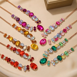 Collier Plastron Géométrique En Alliage Pour Femme Avec Strass Colorés Grand Pendentif Brillant Bijou De Soirée