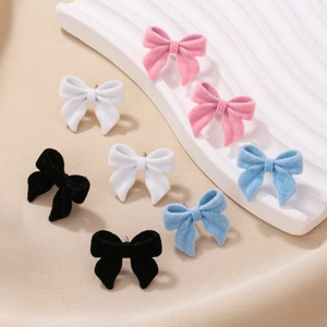 Boucles D'oreilles Puces Nœud Alliage De Zinc Floqué Minimaliste Douce Mode Bijoux Pour Femmes Accessoires Quotidiens