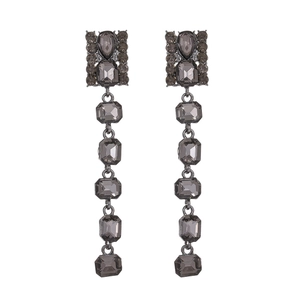Eleganti orecchini a nappa lunghi con strass grigi geometrici e montatura in lega argento