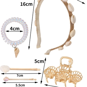 Set de cinq accessoires cheveux style marin avec coquillages et pince en métal