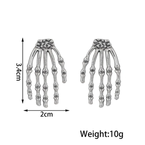 Gotische Retro-Skeletthand-Ohrstecker aus Vintage-Silberlegierung für Damen
