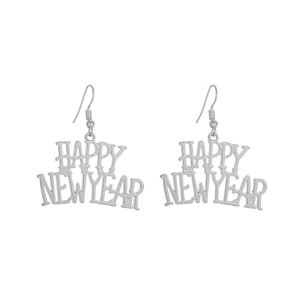 Boucles d'oreilles argentées Happy New Year avec design ajouré pour les fêtes de fin d'année