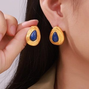 Vintage water drop earrings in 18k gold plated titanium with deep blue lapis lazuli stone