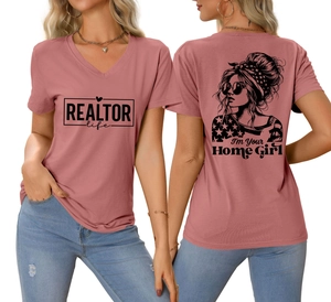 Vorder- und Rückansicht eines rosa V-Ausschnitt T-Shirts mit Realtor Life Aufdruck