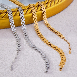 18k gold plated stainless steel geometric chain bracelet in gold and silver finishes