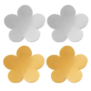 French palace style 18k gold plated titanium steel flower stud earrings in gold and silver
